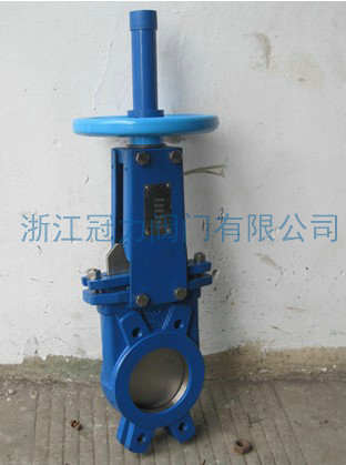 使用手動刀閘閥應(yīng)當(dāng)注意什么事項(xiàng)？